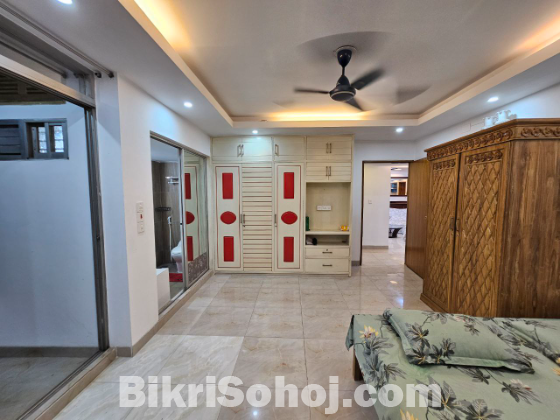 Luxury apartment in Mirpur-2 for sale.